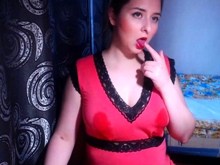 Big boob brunette masturbates on webcam