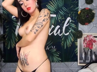 Elegant Dominant Poweful Shemale Tranny4free