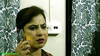 Amazing Sex with Indian xxx hot Bhabhi at home! Hindi audio