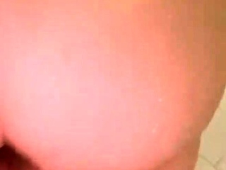 Big boob brunette masturbates on webcam