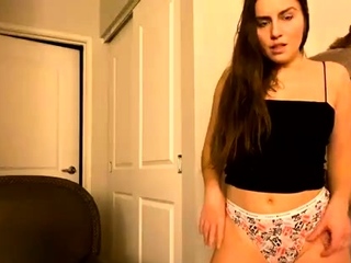 Brunette Solo Webcam Masturbation