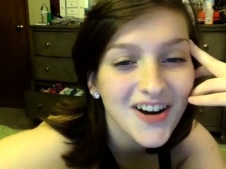 Hot amateur webcam teen masturbates for their fans