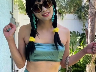 Solo webcam tranny masturbation