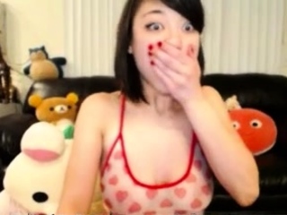 Amateur Lovely Asian babe fucked